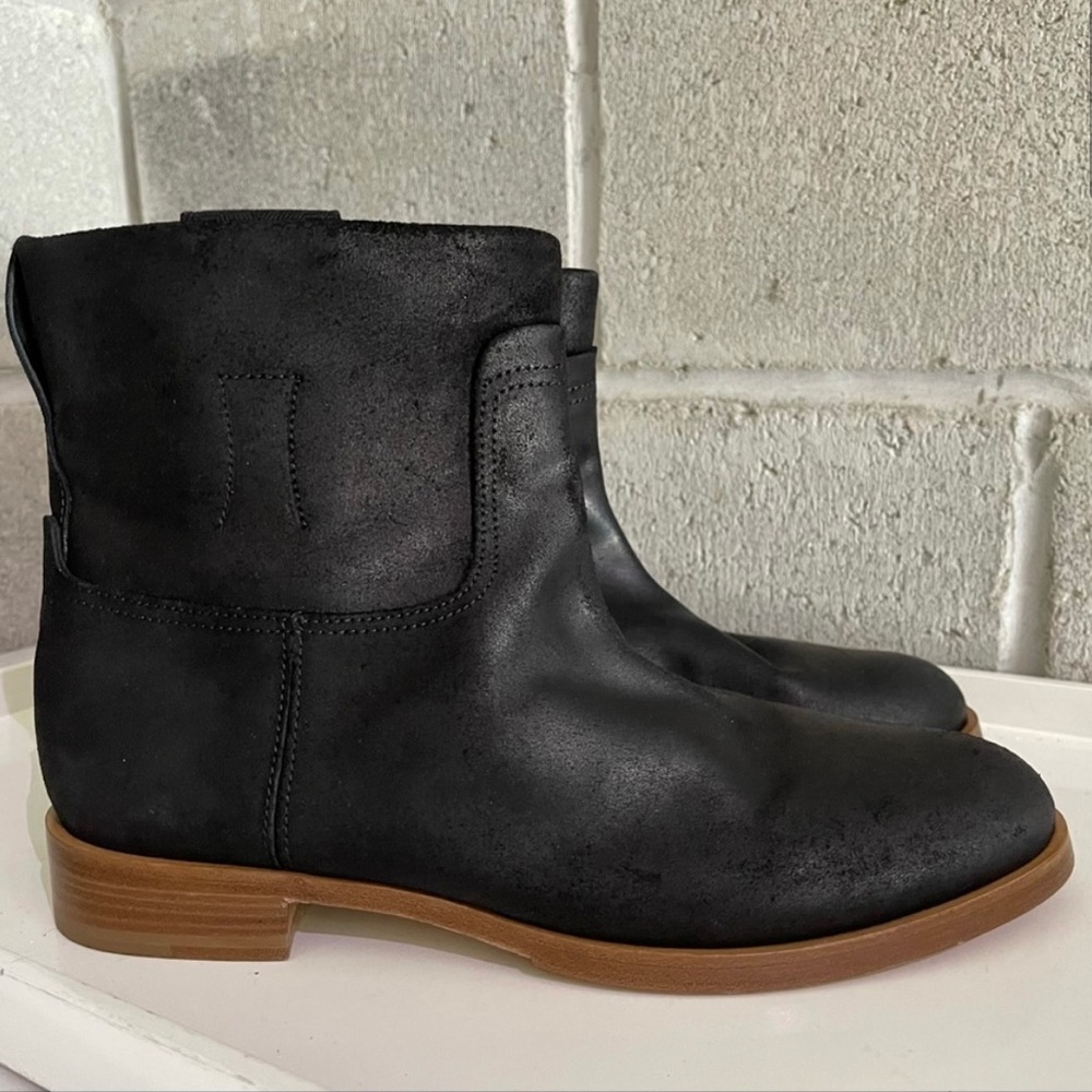 NWOT Rag & Bone Black Ankle Boots - Picture 2 of 3